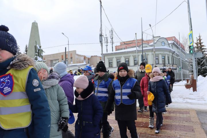 В день рождения отрядов ЮИД в Чистополе устроили праздник на свежем воздухе (фоторепортаж)