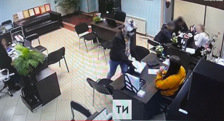 Будут судить безработного казанца, который из офиса украл ноутбук