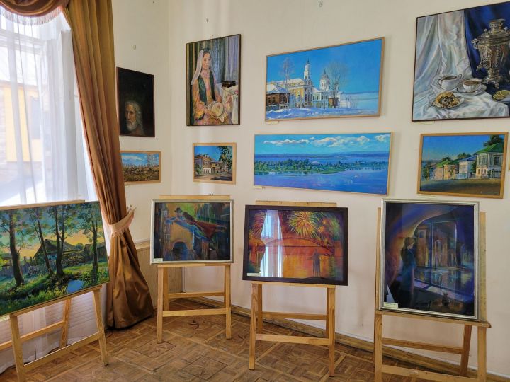 В Чистополе прошла персональная выставка именитой художницы