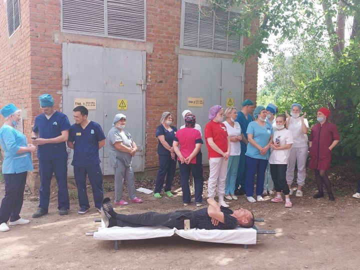 В стационаре Чистопольской ЦРБ прошли учения по противопожарной безопасности