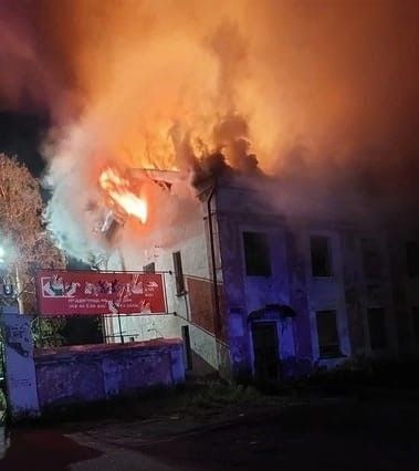 Ночью в Чистополе произошел пожар в заброшенном здании