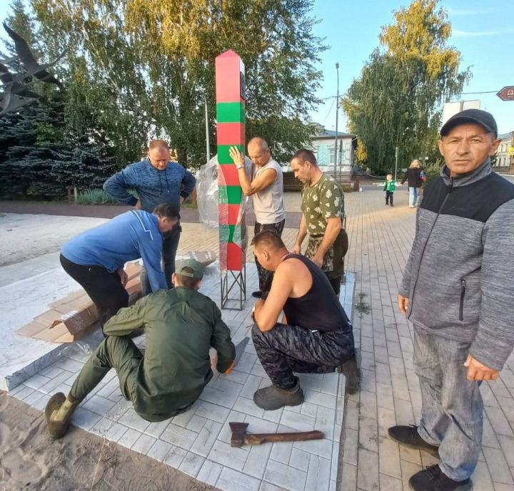 В Чистополе установили новый памятник