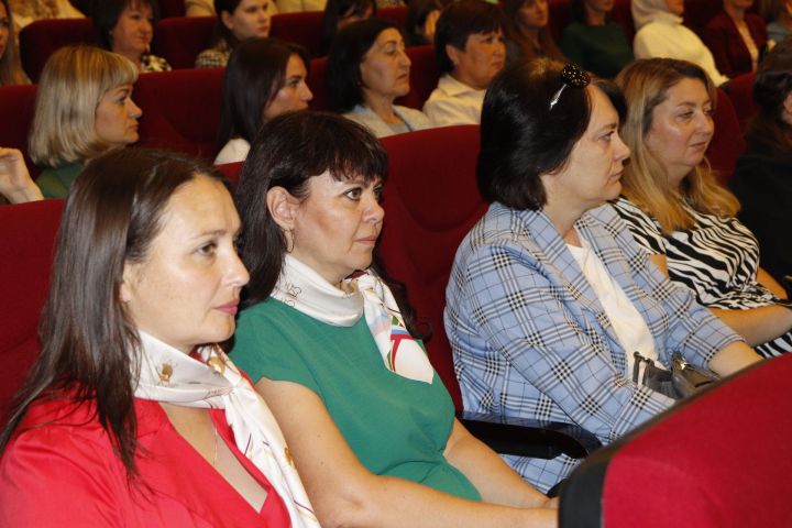 В Чистополе состоялось августовское совещание педагогов