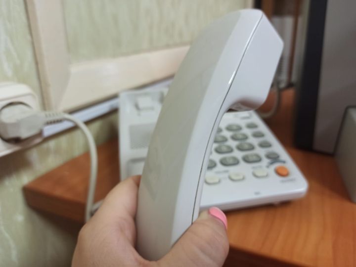 Жительница Чистополя по телефону продиктовала мошенникам данные карты мужа, подумав, что ей звонит сотрудник банка