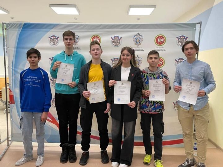 Чистопольские ученики стали победителями и призерами республиканской олимпиады по математике
