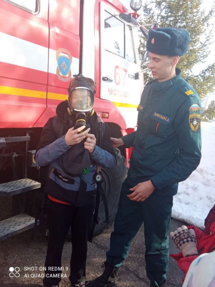 Воспитанники Чистопольского детского дома посетили пожарную часть