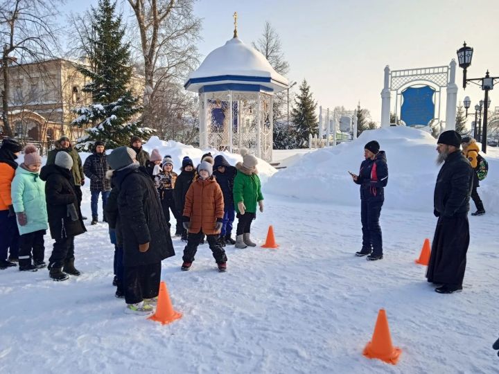 Зимний спортивный праздник прошел для особенных детей и их родителей