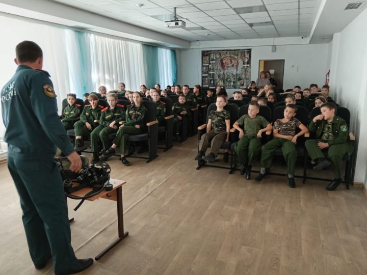 В школах Чистопольского района прошли уроки, приуроченные ко Дню гражданской обороны РФ