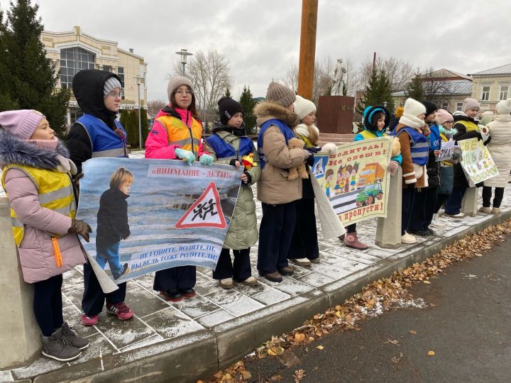 В Чистополе почтили память жертв ДТП