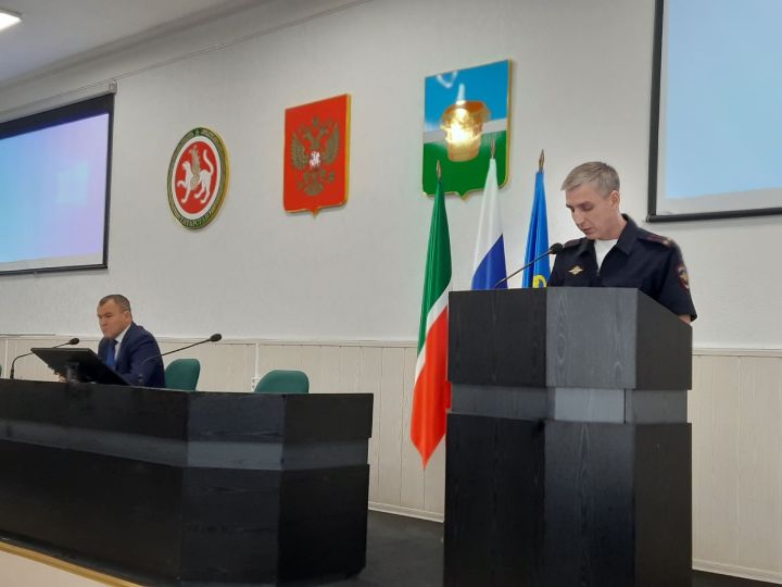 Рабочая неделя в чистопольском муниципалитете началась с совещания-планерки