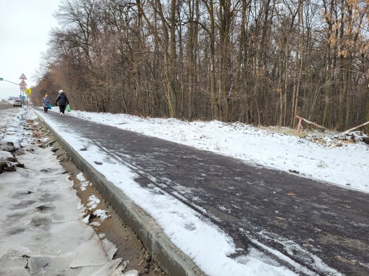 В Чистополе на 18 улицах появились новые тротуары