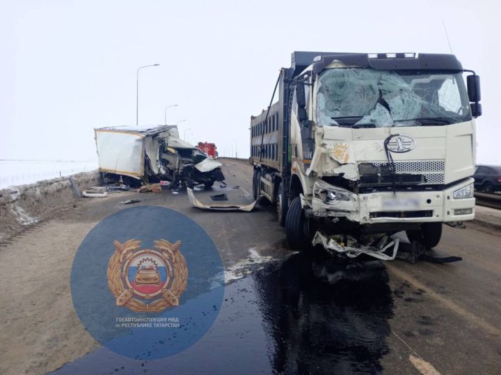 В автомобильной аварии в Чистопольском районе один человек погиб, двое – в больнице