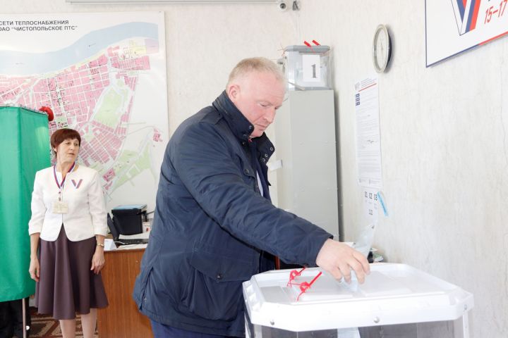 Глава Чистопольского района проголосовал на выборах Президента России