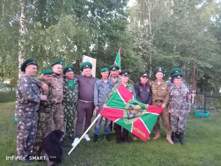 В Чистопольском селе открыли памятный знак — пограничный столб