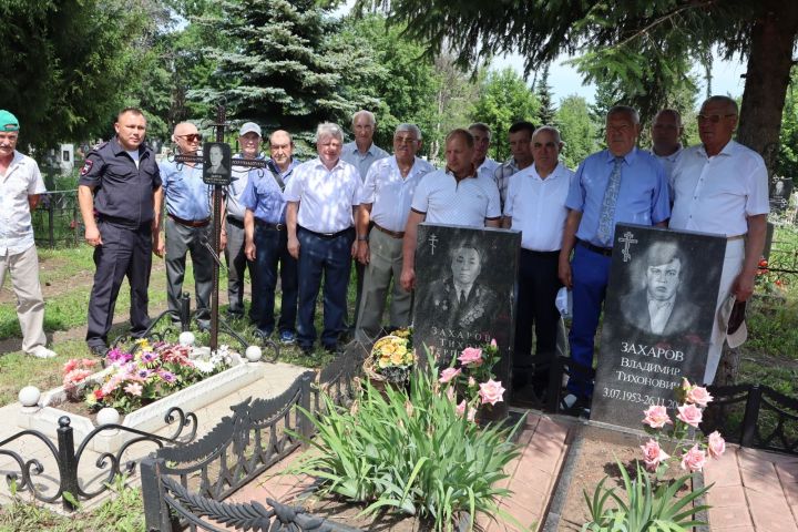 В Чистополе почтили память первого начальника местной Госавтоинспекции Тихона Захарова