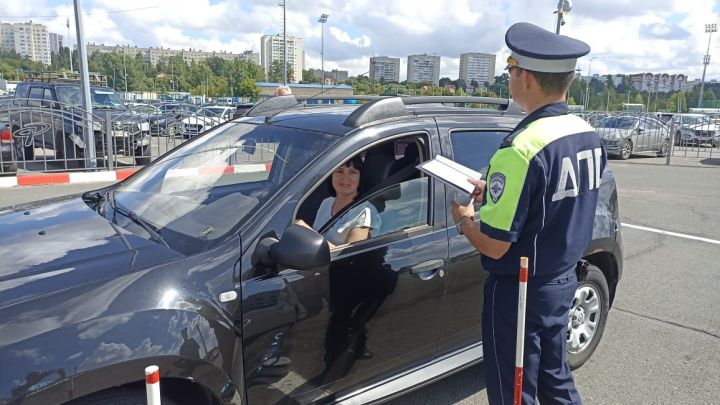 Жительницы Чистополя достойно представили район в финале республиканского конкурса «Автоледи»