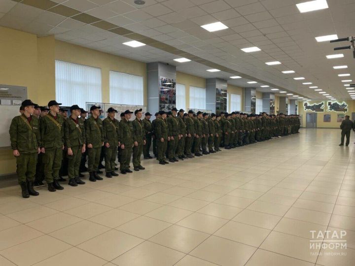 С начала учебного года татарстанские школьники начнут изучать основы военной подготовки