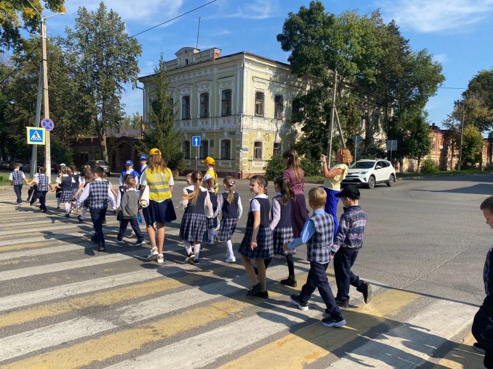 В Чистополе первоклассников посвятили в юные пешеходы