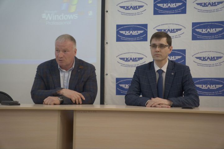 В филиале «Восток» КНИТУ-КАИ прошла встреча с главой Чистопольского района Дмитрием Ивановым