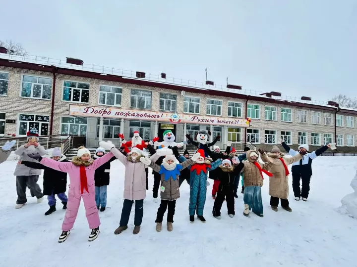 Скачки на коне и бег в лаптях: в Чистопольском районе прошли «Весёлые состязания»