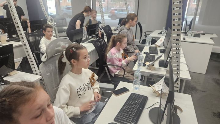 Чистопольская семья успешно выступила на республиканском чемпионате по компьютерному многоборью