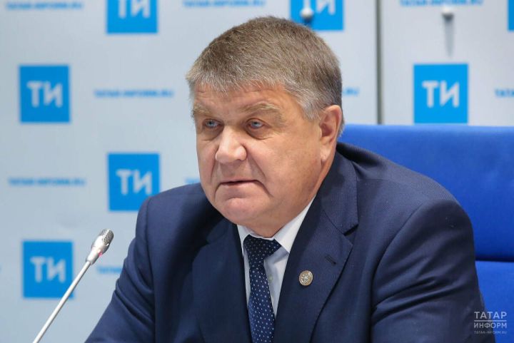 Вячеслав Козлов досрочно сложил полномочия главы Новошешминского района