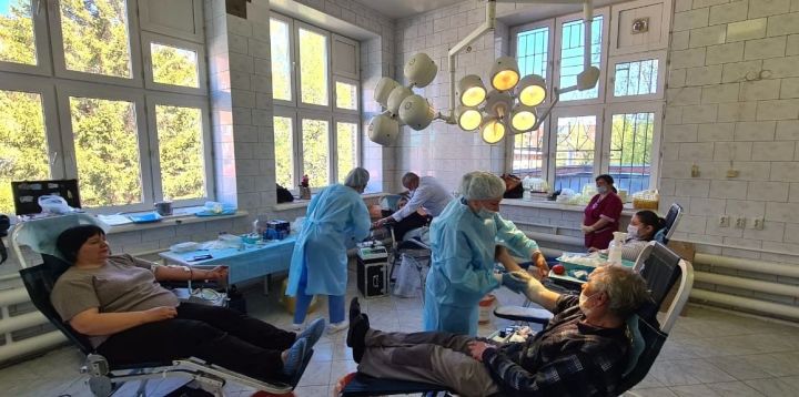 Донорская акция в Чистопольской ЦРБ: 35 литров крови для спасения жизней