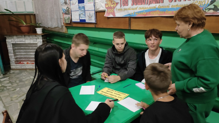 В селе Чистопольского района прошла антинаркотическая беседа для молодежи «Не сломай судьбу свою»