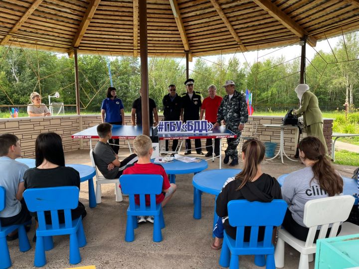 Ветераны МВД и экологи провели познавательный день для детей лагеря «Березка»