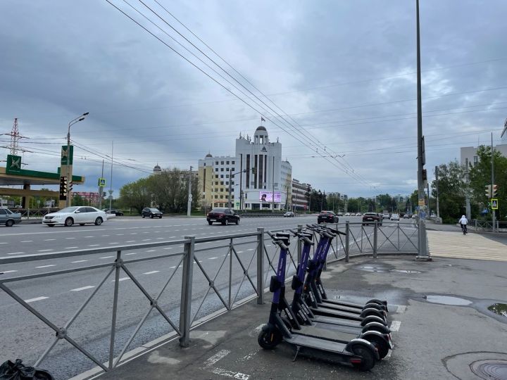 В Елабуге запретили прокат электросамокатов