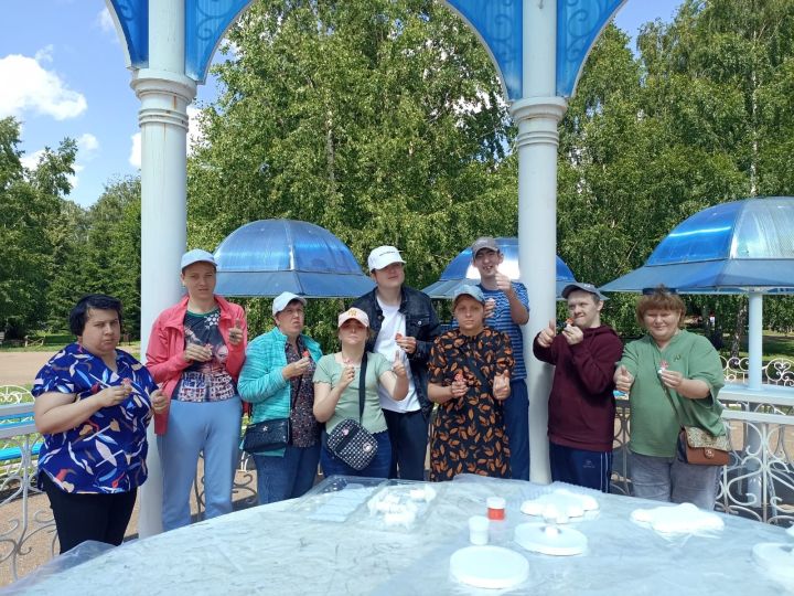Для чистопольской молодежи с ОВЗ провели творческий день