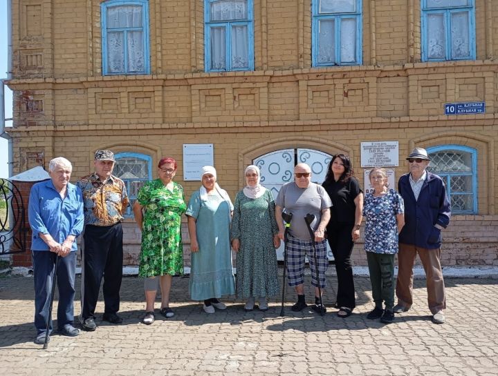 Воспитанники Чистопольского дома-интерната побывали в музее Гаяза Исхаки