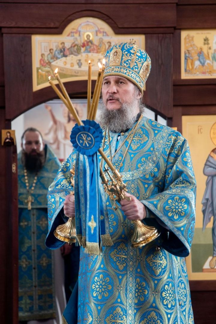 Епископ Пахомий возглавил престольный праздник в честь Рождества Богородицы в селе Булдырь
