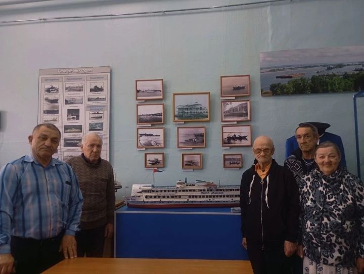 Подопечные дома-интерната познакомились с выставками музея-заповедника