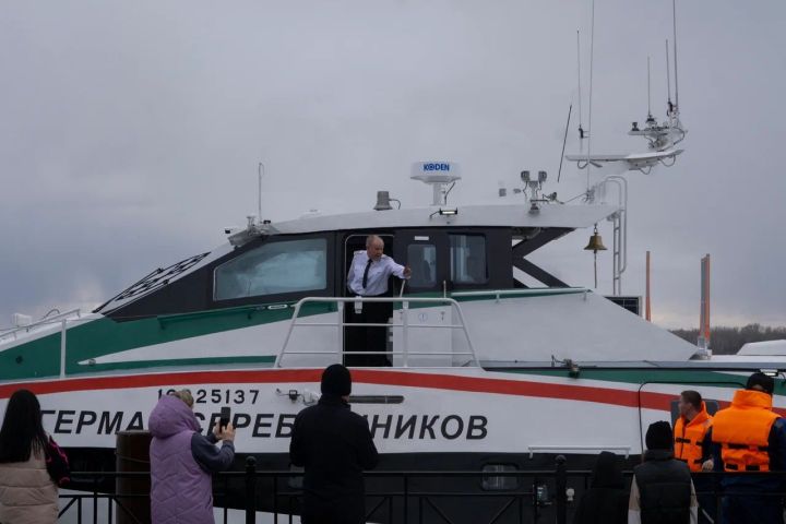 Речные прогулки на метеоре по Каме: маршрут, остановки, комфорт
