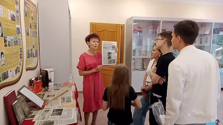 Тумышы белән Яуширмә авылыннан булган Габделхәй Хөснуллинның оныгы Елена Казакова, туганлык җепләрен эзләп, Чистай якларына кайтты (1нче өлеш)