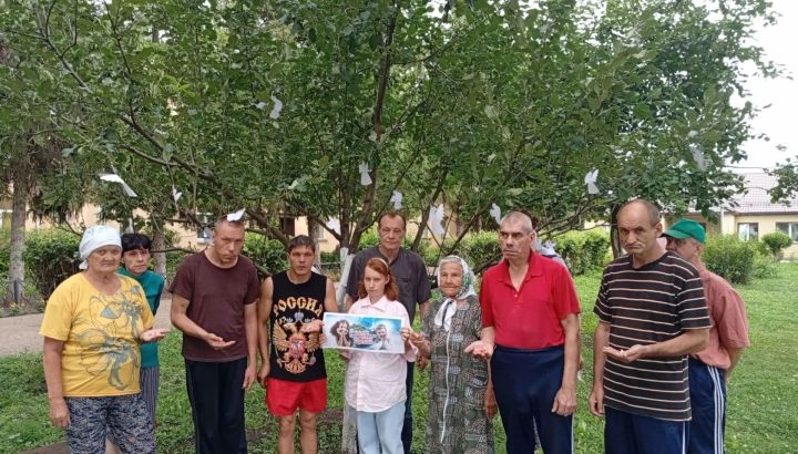 Донбасста һәлак булган балаларны Чистайда искә алдылар
