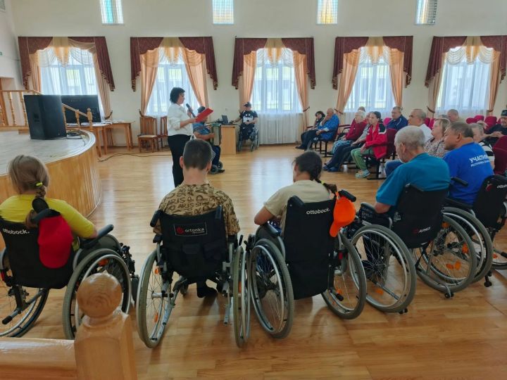 В чистопольском доме-интернате прошел вечер фронтовой песни