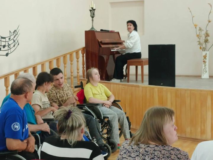 В чистопольском доме-интернате прошел вечер фронтовой песни