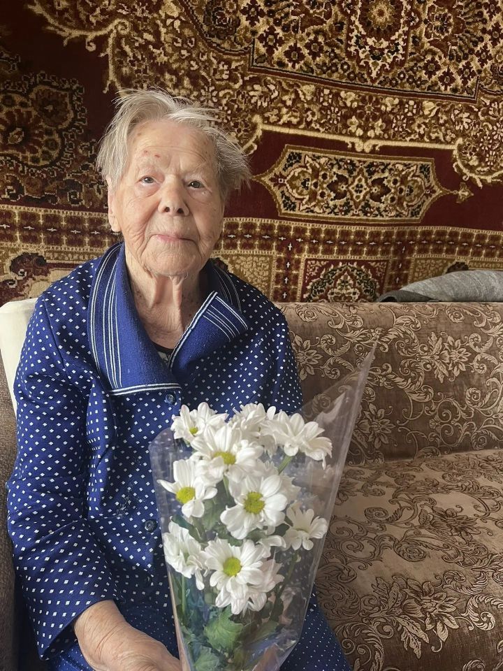 Чистайда яшәүче хезмәт ветераны Нина Павловна Кронбергка 96 яшь тулды