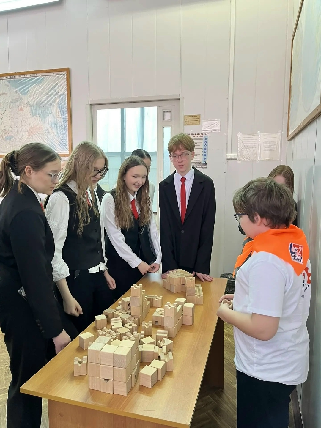 Фото:  инженерный турнир в память  первого директора Алексея Ивановича Чехонадских