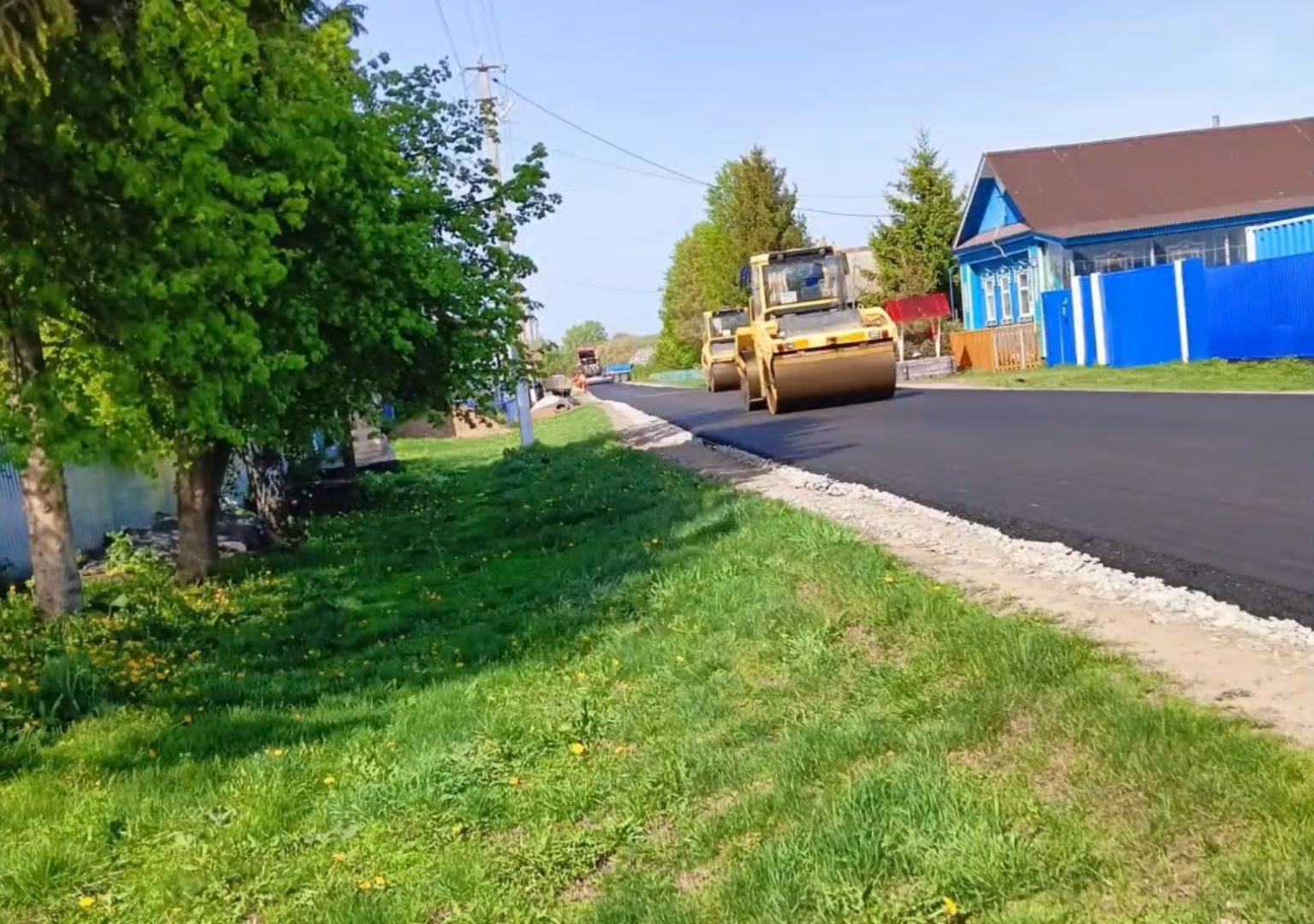 Фото: На участке протяженностью 2,5 километра уложили асфальт