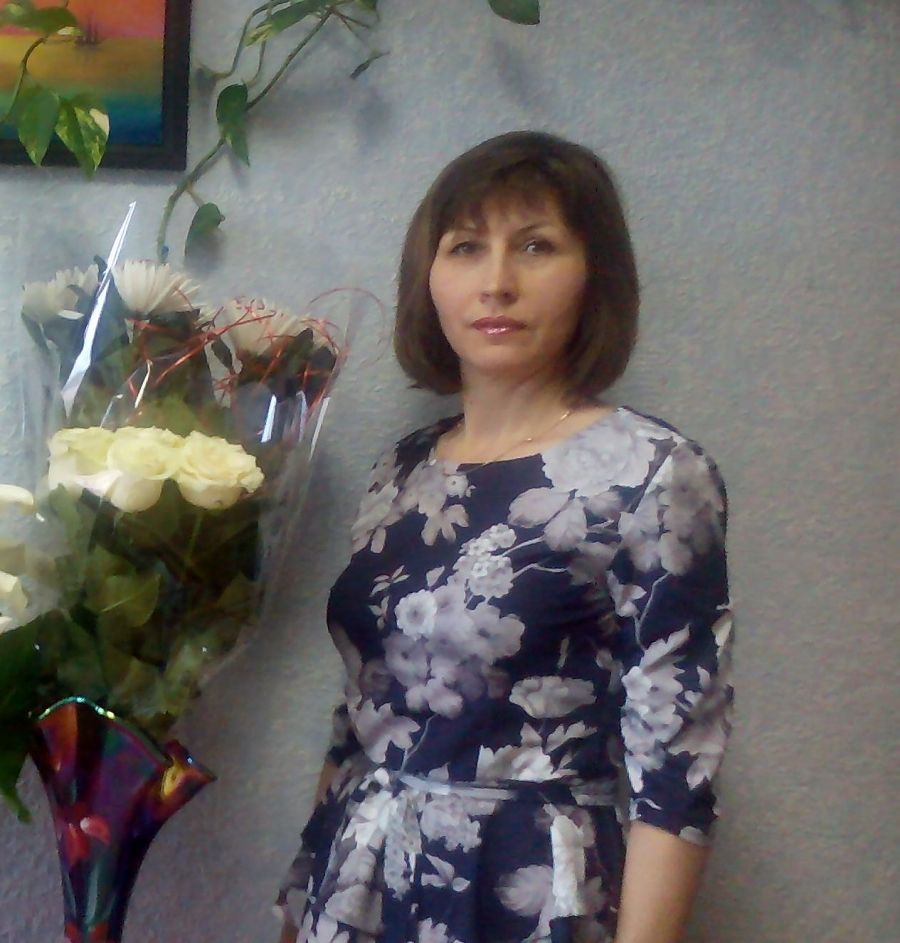 С Днем рождения поздравляем коллегу, бухгалтера филиала КФУ Рамилю Якубовну Салахову