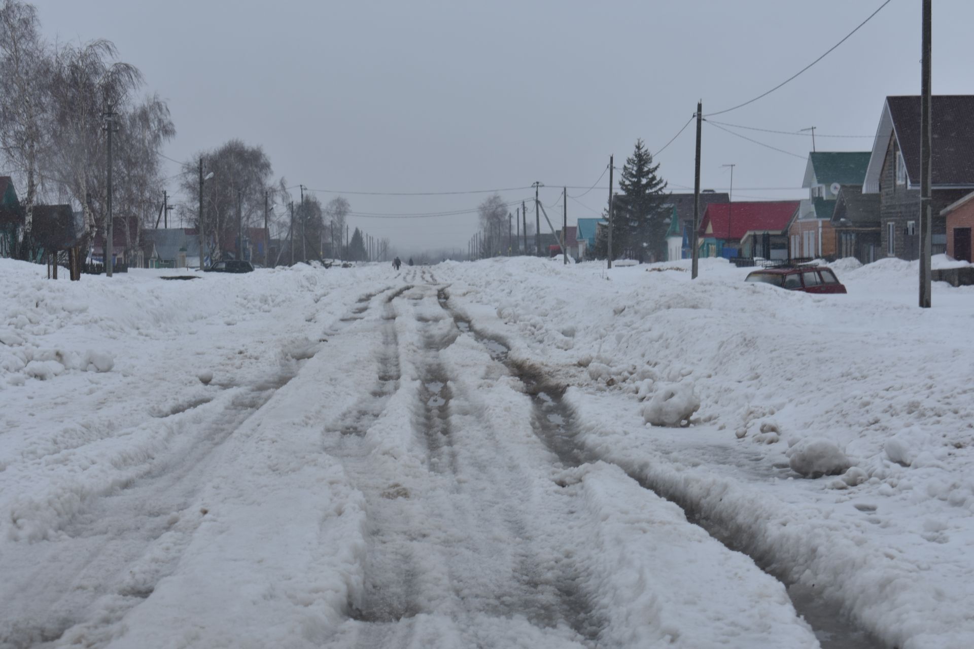Жители Чистопольских Выселок жалуются на неочищенные дороги