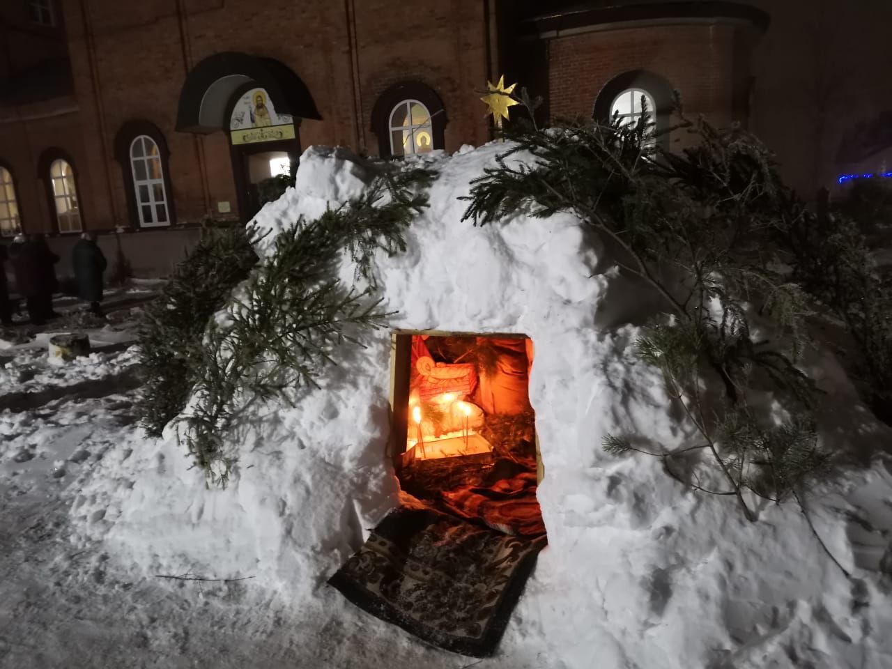 Православные чистопольцы празднуют Рождество