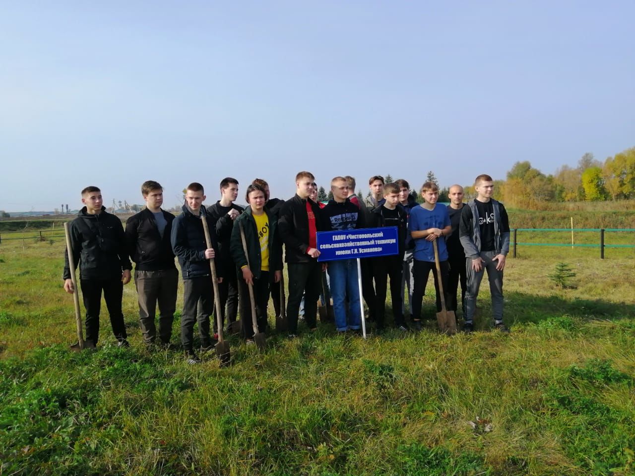 100 лип и 75 каштанов посадили в чистопольском селе
