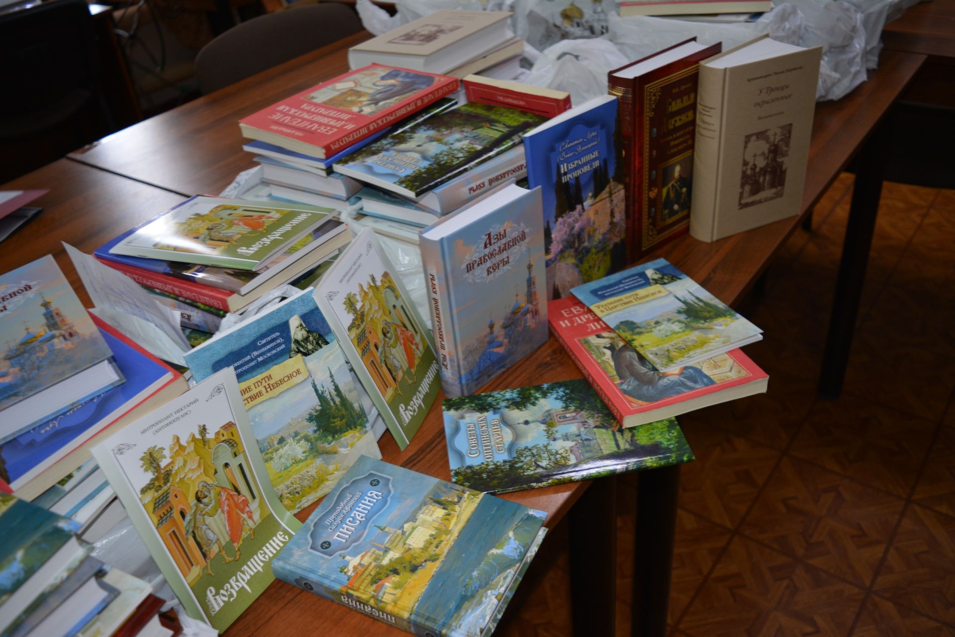 Библиотеки Чистополя пополнились комплектами православных книг