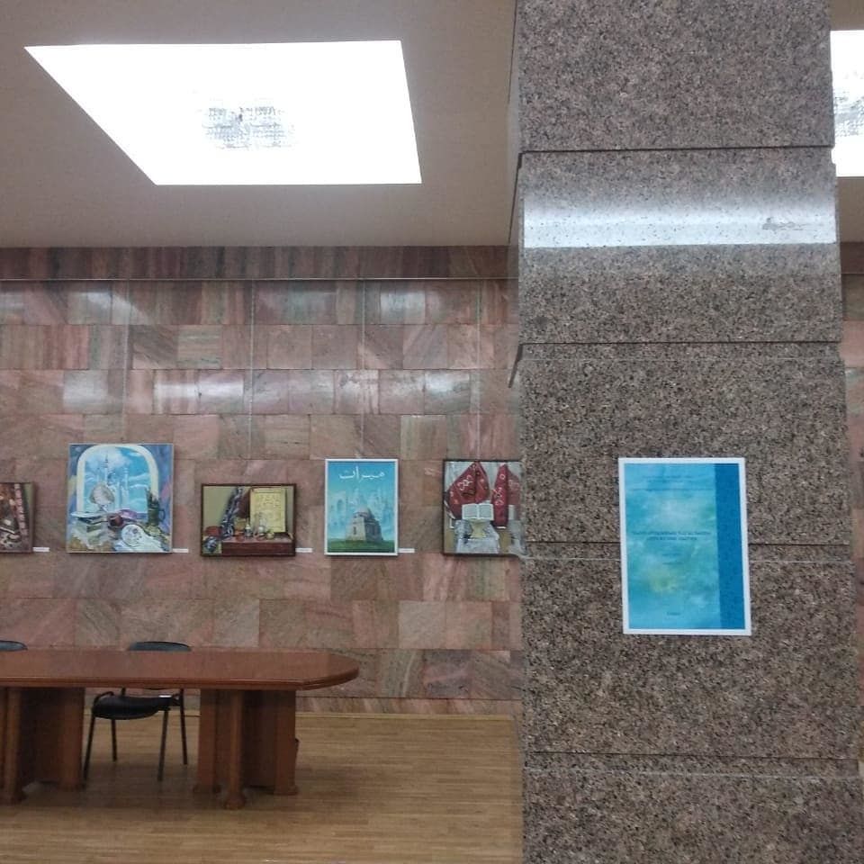 В Госсовете Татарстана открылась выставка картин, написанных в Чистополе