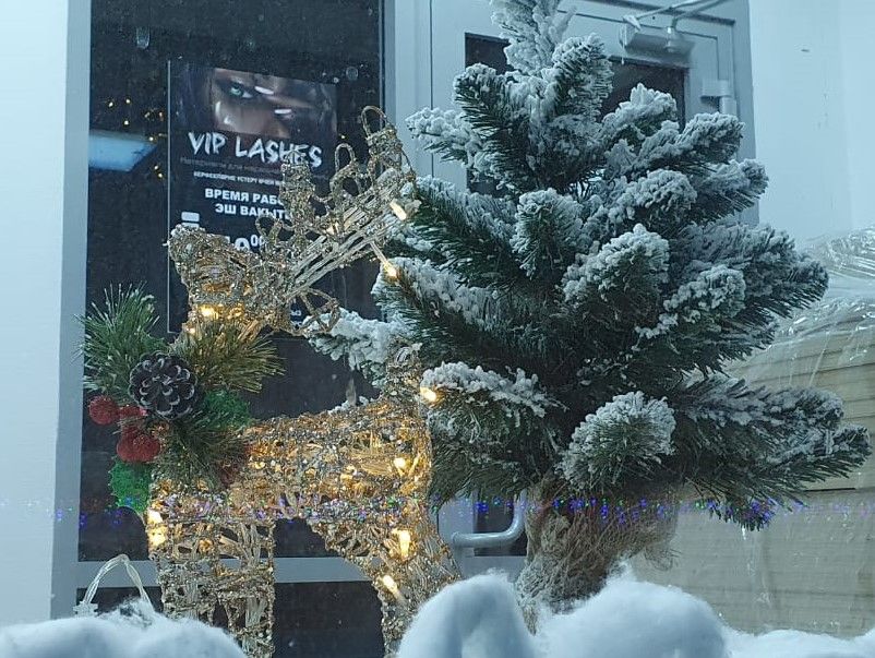 Чистополь продолжают украшать к Новому году (ФОТО)
