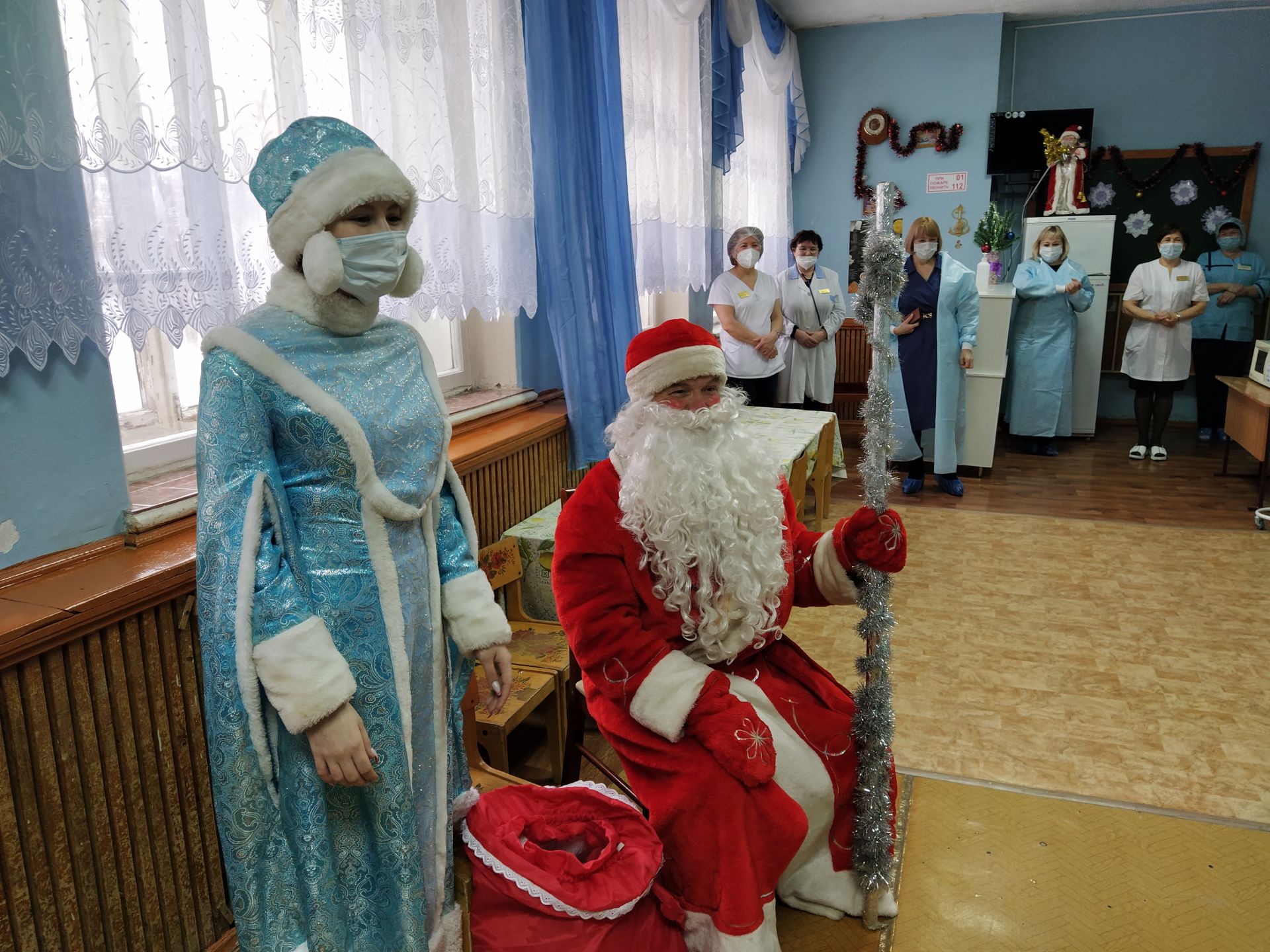 Пациенты детского отделения Чистопольской ЦРБ получили новогодние подарки